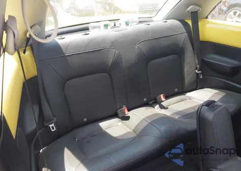 2009 Volkswagen New Beetle 2.5L from USA, damaged, VIN 3VWRG31C39M516518